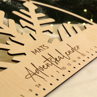 "Schneeflocke 1" Personalisierter Adventskalender aus Holz | Nachhaltiger Adventskalender zum Selbst-Befüllen mit Namen | Scandi Weihnachtsdeko
